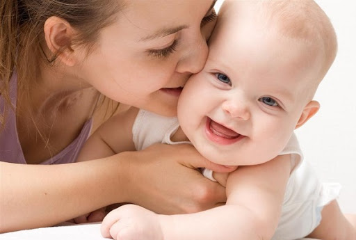 nanh sữa ở trẻ sơ sinh
